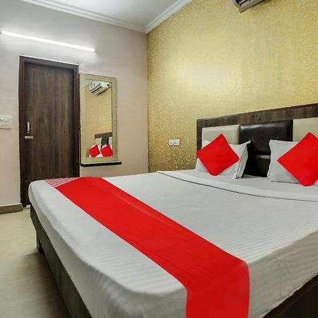 Hotel O Royal Mohali Esterno foto